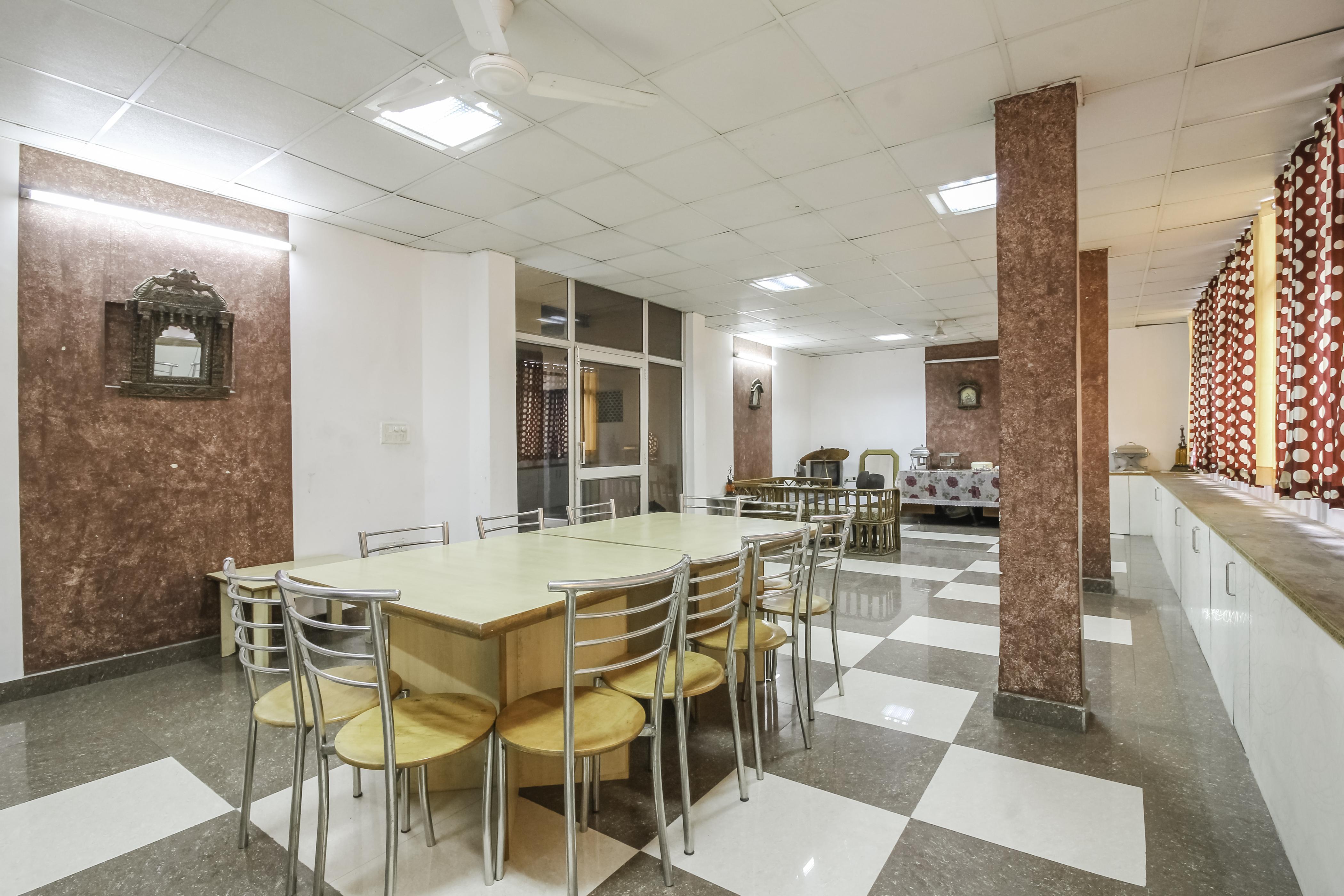 Oyo 3472 Hotel Rama Inn New Delhi Exterior photo