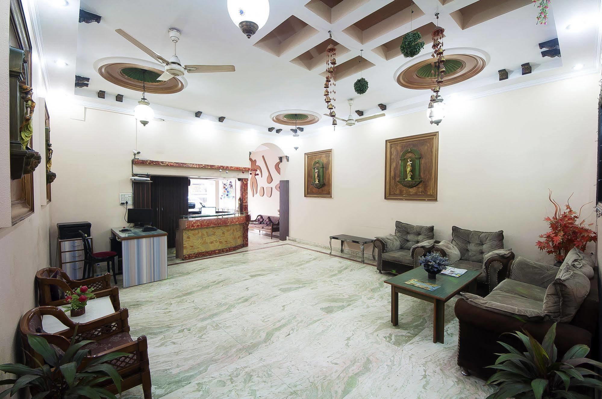 Oyo 3472 Hotel Rama Inn New Delhi Exterior photo