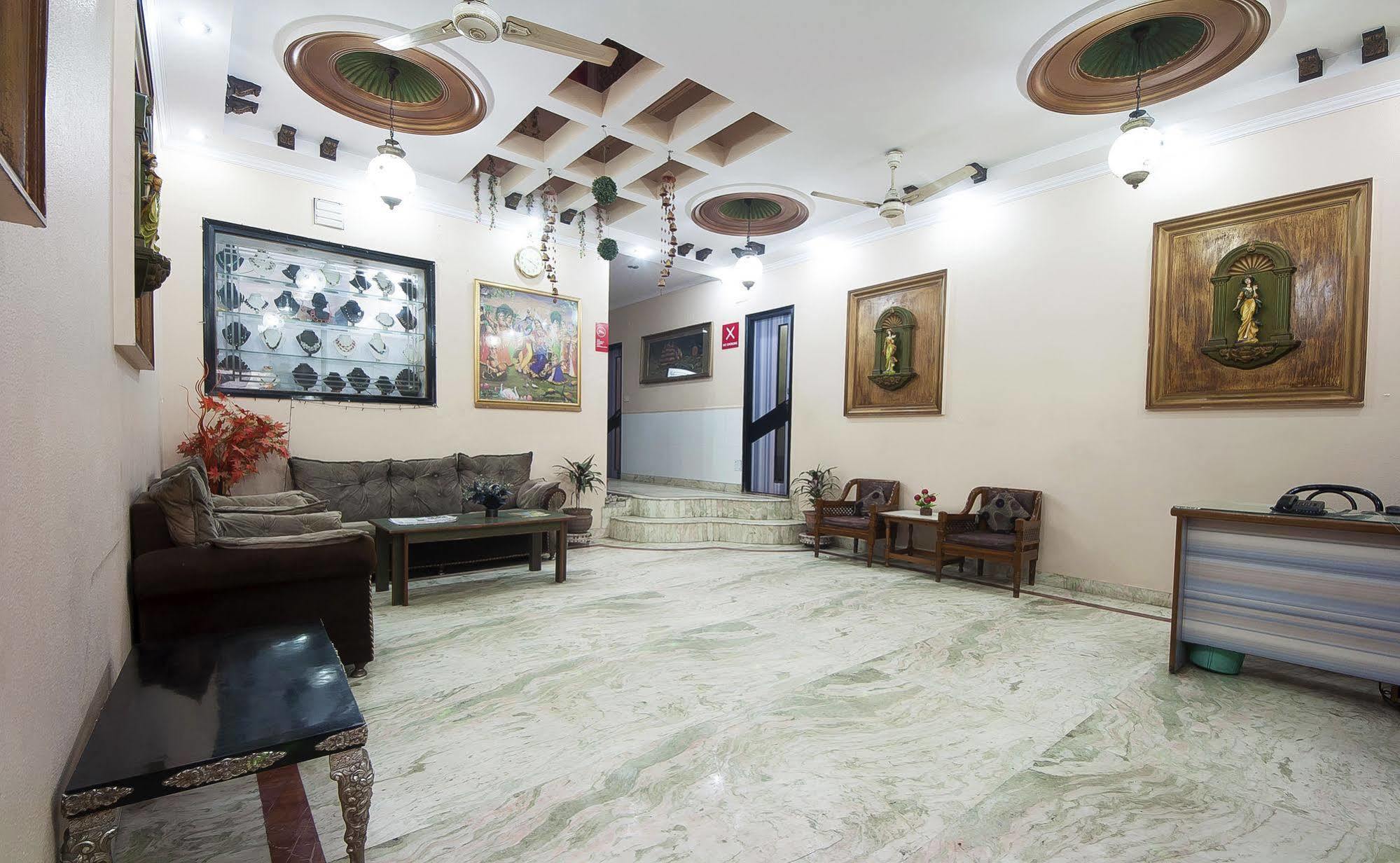 Oyo 3472 Hotel Rama Inn New Delhi Exterior photo